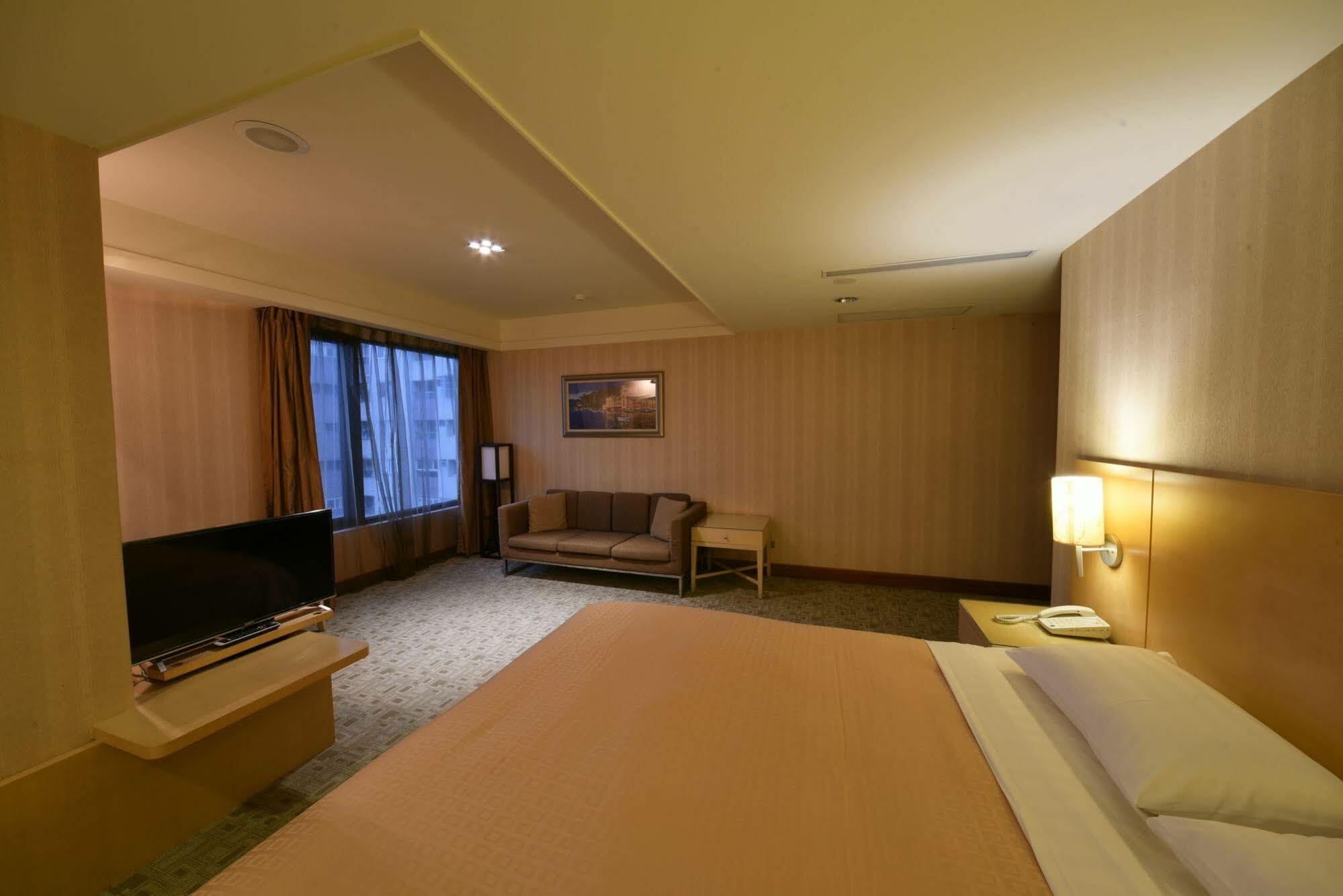 Sunrise Business Hotel - Tamsui Eksteriør bilde